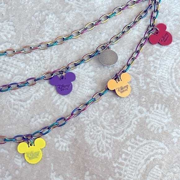 Brand New Disney Buckle-Down Mickey Mouse Colorful Rainbow Charm Chain Belt - Picture 8 of 13